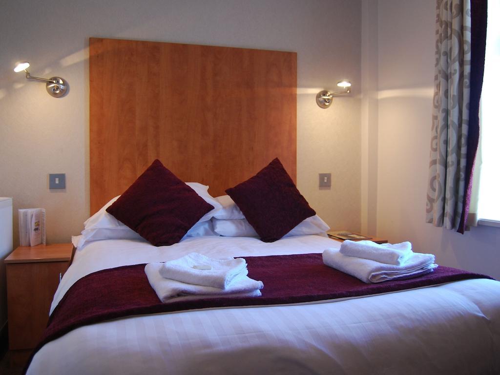 Elgin Hotel Блекпул Номер фото